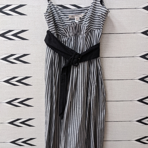 Parisian Mango Limited Edition Dress - Picture 1 of 2